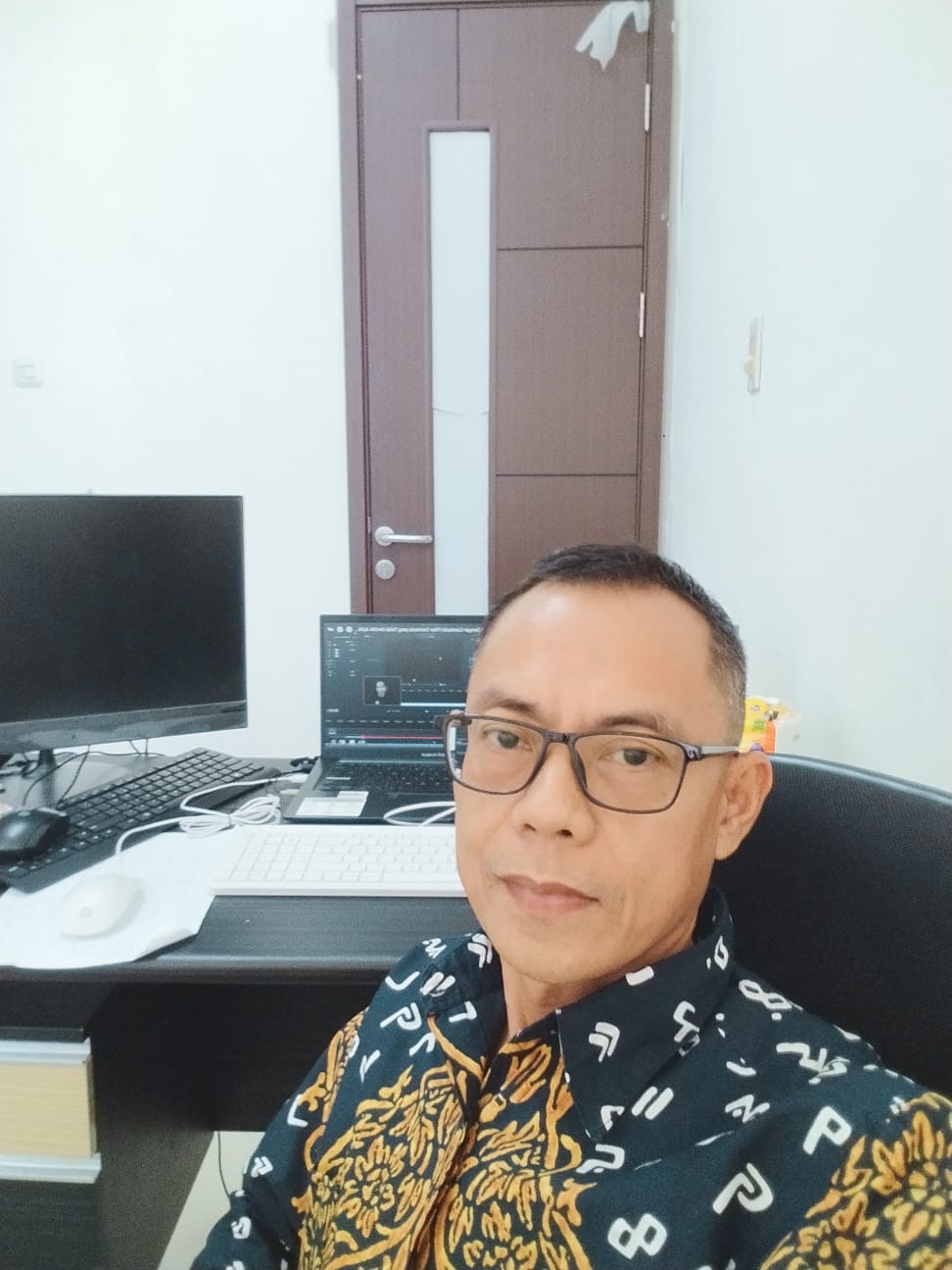 Hamka, S.Kom.,M.M